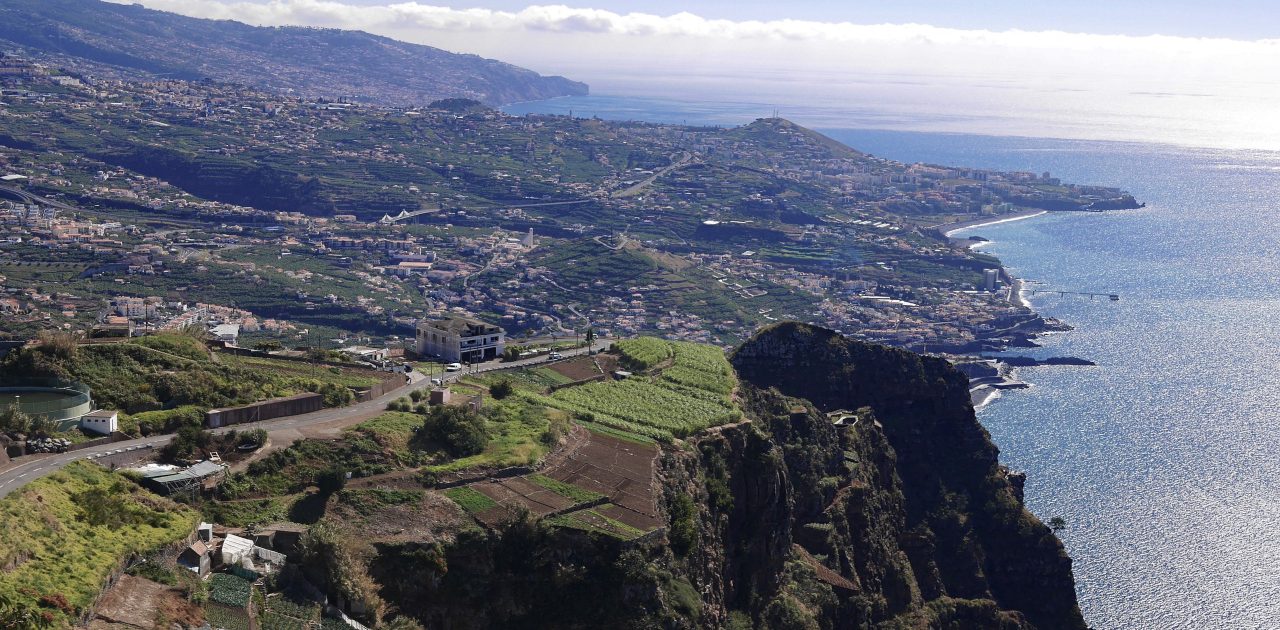 Funchal văzut din telecabină Madeira Festivalul Florilor
